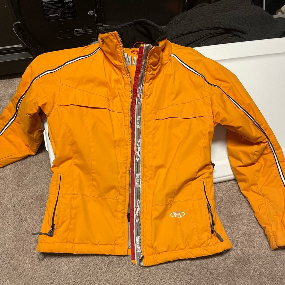 Marker ladies ski jacket. Size CN 4